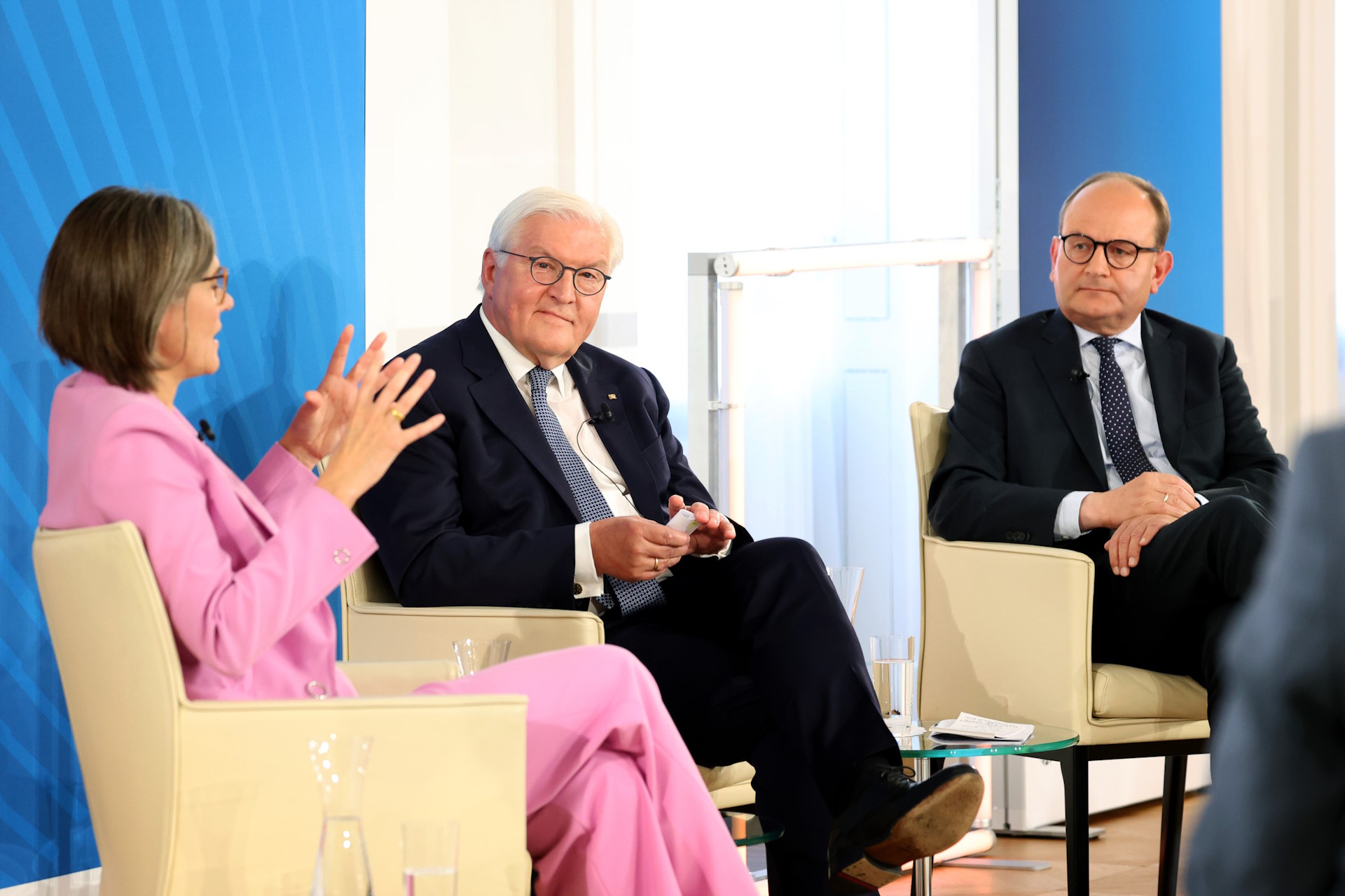 Bundesregierung Johanssen